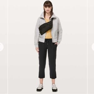 Lululemon On the Fly Pant Woven Crop